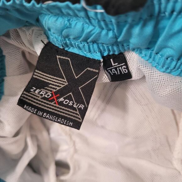 Blue and yellow board‎ shorts - Picture 2 of 6